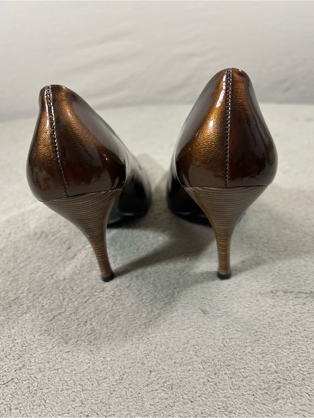 BCBGirls Womens 5.5B Bronze Brown Patent Pointed Toe Pumps Stiletto Heels - Picture 3 of 9